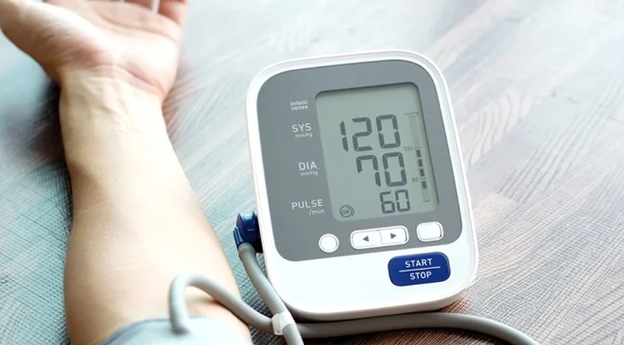 Blood Pressure Monitors: How Accurate Are Home Use Models?